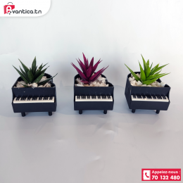 Pot créatif en forme de piano